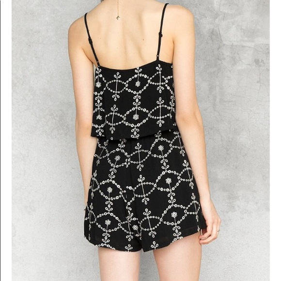 Mabry Eyelet Romper - Picture 3 of 5